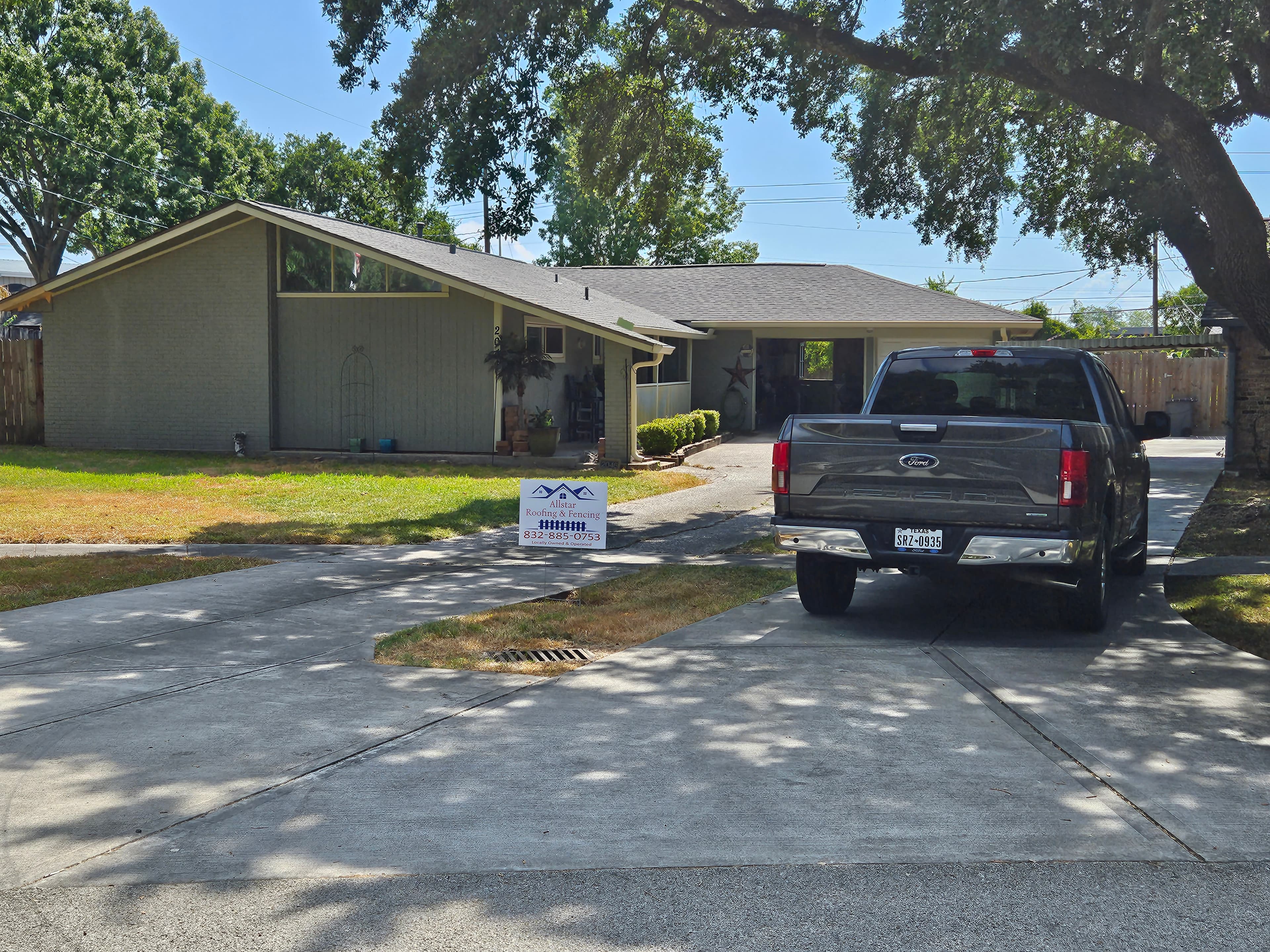 Professional Roofing and Fencing work - View 18
